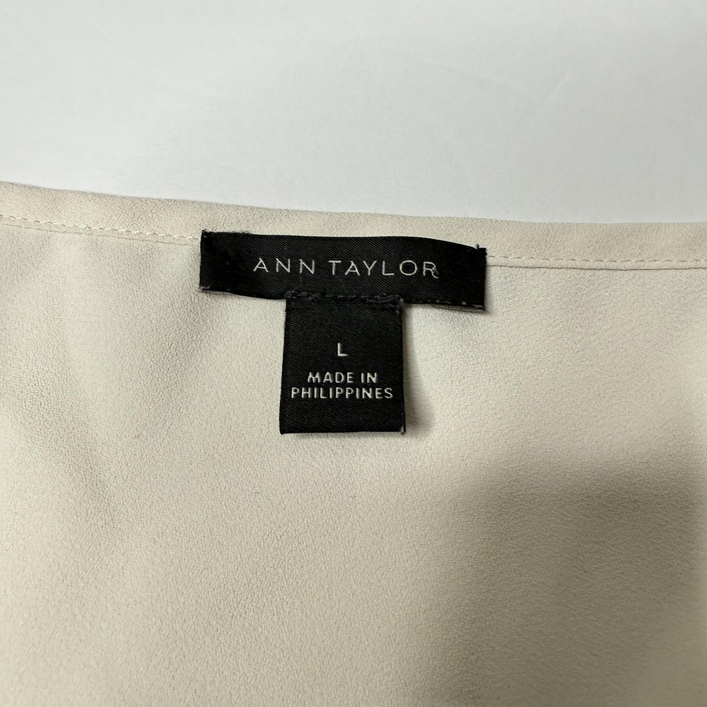 Ann Taylor Shirt Women's Large White Black Striped Blouse Top Polyester - Picture 4 of 5
